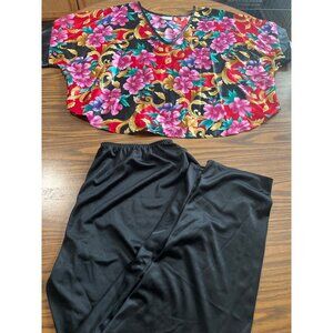 Sleep Solutions pajamas and robe shirt size XXL